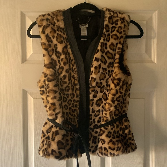 Cache leopard vest - Picture 1 of 3
